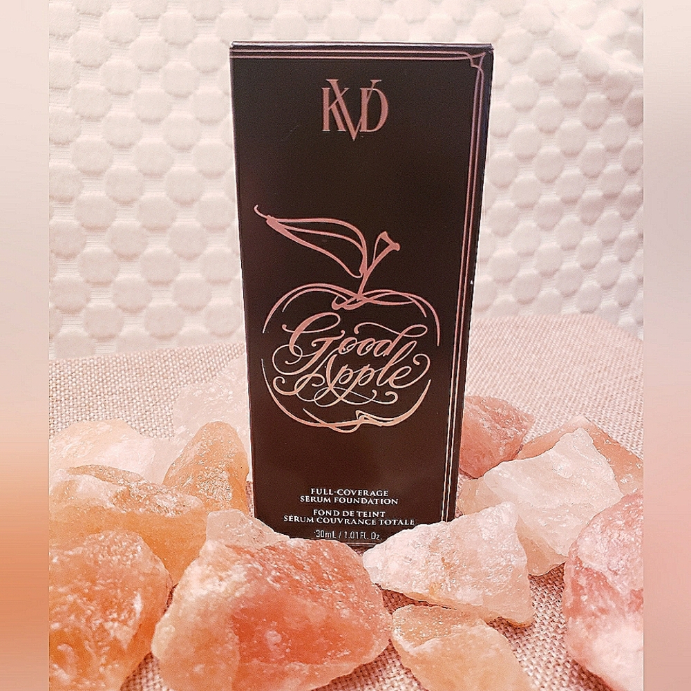 KVD Good Apple Foundation 015